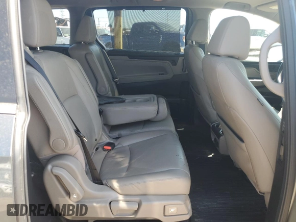 2018 Honda Odyssey EX-L with VIN 5FNRL6H78JB061392, listed as a Copart auction lot 53850915 with 172,103 mi miles and Clean Title. Bid and sale history available at carsss.com. Image 10.