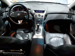 2008 Cadillac CTS AWD z VIN 1G6DG577480197914, wystawiony jako Copart lot #52956555 z przebiegiem 202 753 mil mil oraz Szkoda całkowita • Salvage title. Historia ofert i sprzedaży dostępna na DreamBid. Obrazek 8.