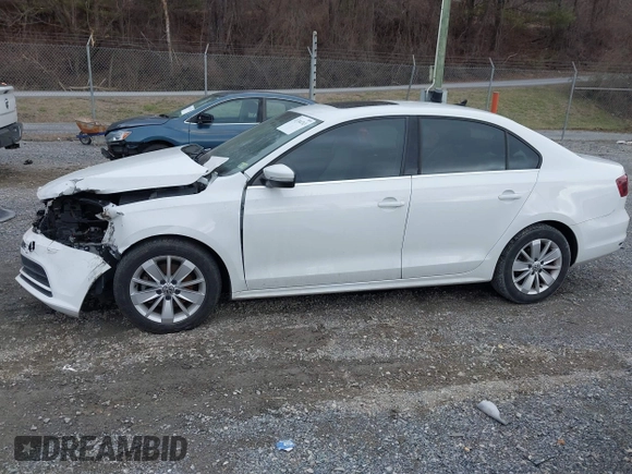 2016 Volkswagen Jetta Sedan 1.4T SE with VIN 3VWD67AJ3GM392427, listed as a IAAI auction lot 41704763 with 84,152 mi miles. Bid and sale history available at carsss.com. Image 14.