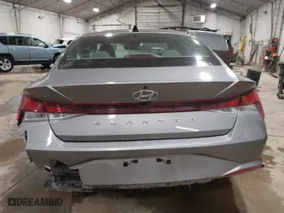 2022 Hyundai Elantra Essential with VIN KMHLM4AG1NU301957, listed as a IAAI auction lot 41711455 with 28,074 mi miles. Bid and sale history available at carsss.com. Image 17.