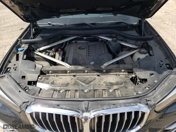 2021 BMW X5 sDrive40i with VIN 5UXCR4C05M9G60740, listed as a Copart auction lot 47989915 with 0 mi miles and Salvage Title. Bid and sale history available at carsss.com. Image 12.