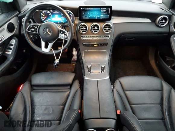 2020 Mercedes-Benz GLC 300 z VIN W1N0G8EBXLF764663, wystawiony jako Copart lot #86875684 z przebiegiem 42 438 mil mil oraz Szkoda całkowita • Salvage title. Historia ofert i sprzedaży dostępna na DreamBid. Obrazek 8.