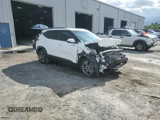 2023 Kia Seltos S z VIN KNDEU2AA6P7433546, wystawiony jako Copart lot #56454695 z przebiegiem 42 935 mil mil oraz Szkoda całkowita • Salvage title. Historia ofert i sprzedaży dostępna na DreamBid. Obrazek 15.