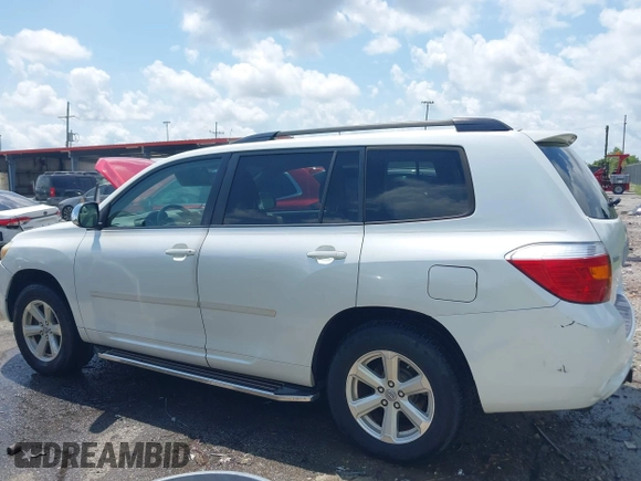 2008 Toyota Highlander z VIN JTEDS41A782067622, wystawiony jako IAAI lot #42287779 z przebiegiem 253 583 mil mil oraz . Historia ofert i sprzedaży dostępna na DreamBid. Obrazek 14.