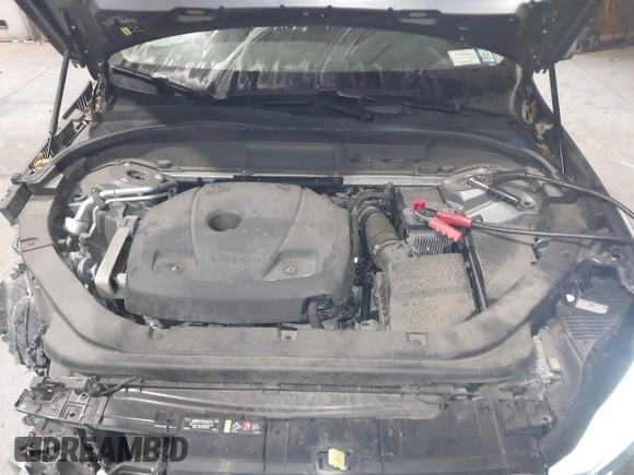 2020 Volvo XC60 Momentum with VIN YV4A22RK3L1416053, listed as a IAAI auction lot 41254175 with 52,653 mi miles and . Bid and sale history available at DreamBid. Image 10.