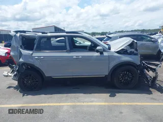 2023 Kia Telluride SX X-Pro with VIN 5XYP5DGC0PG370652, listed as a IAAI auction lot 42226690 with 30,669 mi miles and . Bid and sale history available at DreamBid. Image 12.