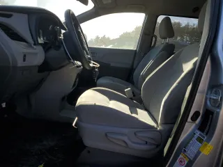 2019 Toyota Sienna L with VIN 5TDZZ3DC2KS972203, listed as a Copart auction lot 41411405 with 0 mi miles and Clean Title. Bid and sale history available at carsss.com. Image 7.
