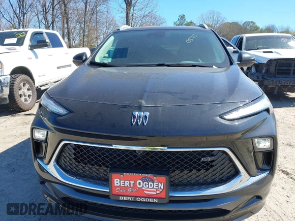 2025 Buick Encore GX Sport Touring with VIN KL4AMDSL5SB120515, listed as a IAAI auction lot 41694185 with 2,215 mi miles and . Bid and sale history available at DreamBid. Image 12.