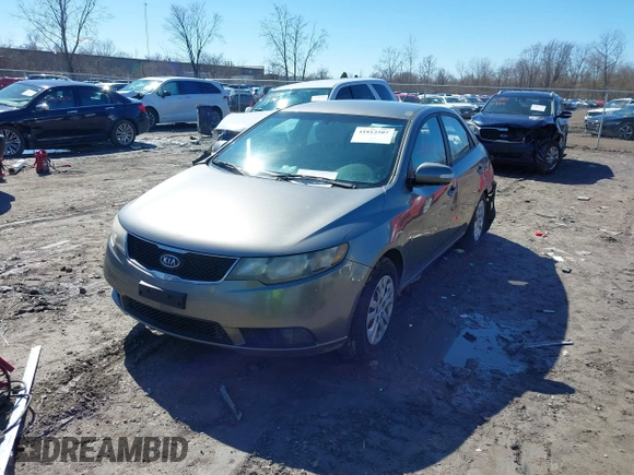 2010 Kia Forte EX z VIN KNAFU4A2XA5836941, wystawiony jako IAAI lot #41812507 z przebiegiem 186 638 mil mil oraz . Historia ofert i sprzedaży dostępna na DreamBid. Obrazek 17.