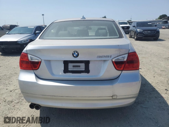 2008 BMW 3 Series 328i with VIN WBAVC53538FZ87992, listed as a Copart auction lot 60112495 with 138,489 mi miles and Clean title. Bid and sale history available at DreamBid. Image 6.