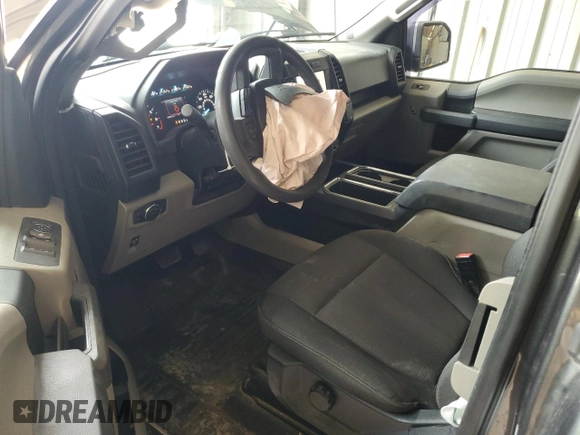2020 Ford F-150 XL z VIN 1FTFX1E44LFB06475, wystawiony jako Copart lot #64929845 z przebiegiem 106 537 mil mil oraz Szkoda całkowita • Salvage title. Historia ofert i sprzedaży dostępna na DreamBid. Obrazek 8.