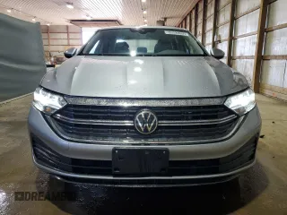 2024 Volkswagen Jetta S with VIN 3VW5M7BU2RM081318, listed as a Copart auction lot 63502205 with 27,240 mi miles and Clean title. Bid and sale history available at DreamBid. Image 5.