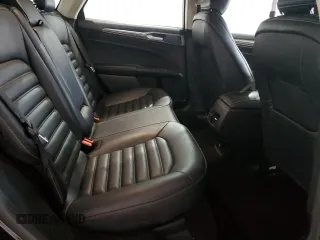 2020 Ford Fusion SEL z VIN 3FA6P0CD3LR117683, wystawiony jako Copart lot #52699725 z przebiegiem 115 248 mil mil oraz Szkoda całkowita • Salvage title. Historia ofert i sprzedaży dostępna na DreamBid. Obrazek 10.