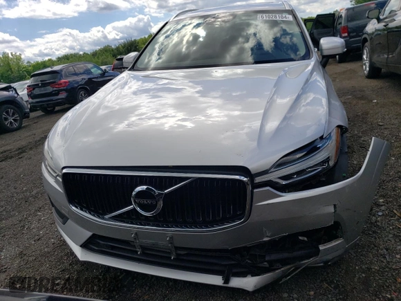 2021 Volvo XC60 Momentum with VIN YV4A22RK1M1684391, listed as a Copart auction lot 61028104 with 29,280 mi miles and Non Repairable. Bid and sale history available at carsss.com. Image 5.