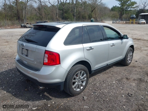 2011 Ford Edge SEL with VIN 2FMDK4JC8BBA90734, listed as a IAAI auction lot 41812079 with 121,947 mi miles. Bid and sale history available at carsss.com. Image 4.
