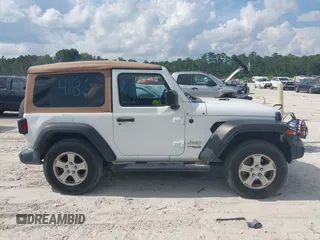 2021 Jeep Wrangler Willys with VIN 1C4GJXAGXMW544332, listed as a IAAI auction lot 42716885 with 47,000 mi miles and . Bid and sale history available at DreamBid. Image 13.