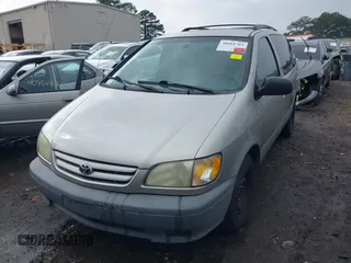 2003 Toyota Sienna CE with VIN 4T3ZF19C93U551570, listed as a IAAI auction lot 40961703 with 285,644 mi miles. Bid and sale history available at carsss.com. Image 17.