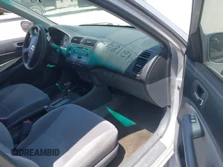 2002 Honda Civic EX with VIN 2HGES26752H548303, listed as a IAAI auction lot 42184753 with 138,873 mi miles and . Bid and sale history available at DreamBid. Image 5.