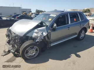 2006 Porsche Cayenne with VIN WP1AA29PX6LA21067, listed as a Copart auction lot 52188495 with 0 mi miles and Salvage Title. Bid and sale history available at carsss.com. Image 1.