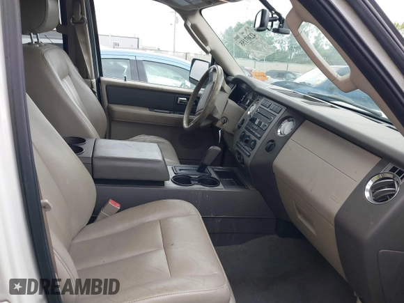 2008 Ford Expedition SSV with VIN 1FMFU15518LA78950, listed as a IAAI auction lot 42307155 with 224,243 mi miles and . Bid and sale history available at DreamBid. Image 5.