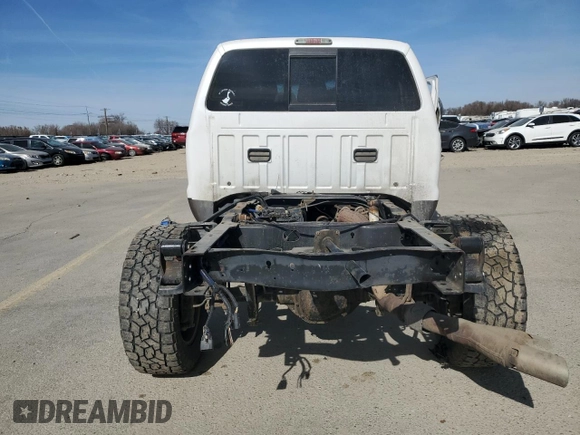 2015 Ford F-350 Platinum with VIN 1FT8W3BT7FEB84326, listed as a Copart auction lot 48031485 with 232,118 mi miles and Salvage Title. Bid and sale history available at DreamBid. Image 6.