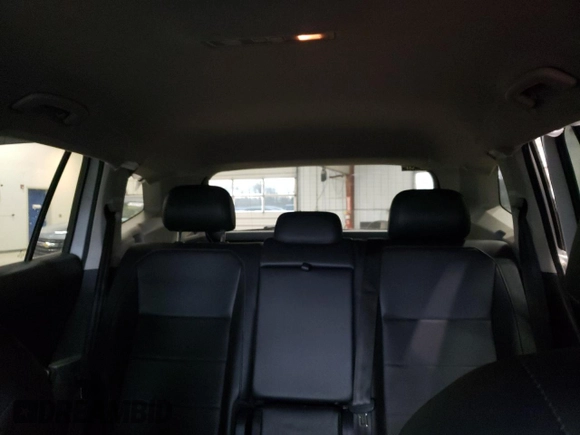 2018 Volkswagen Tiguan SEL with VIN 3VV2B7AX9JM065985, listed as a Copart auction lot 79404694 with Not provided miles and Salvage title. Bid and sale history available at DreamBid. Image 10.