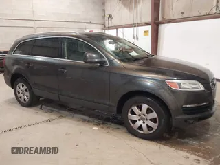 2007 Audi Q7 Premium with VIN WA1BY74L97D049208, listed as a IAAI auction lot 41847732 with 161,983 mi miles. Bid and sale history available at carsss.com. Image 1.