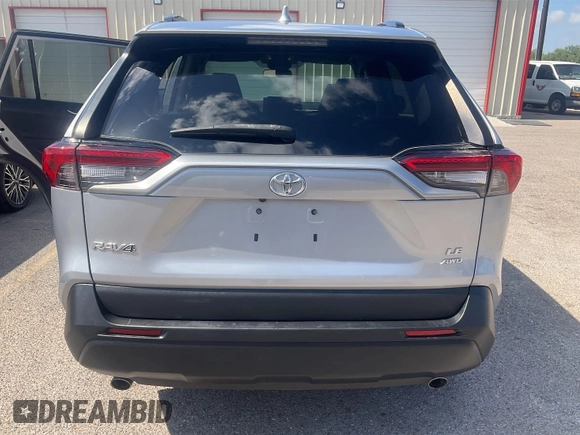 2021 Toyota RAV4 LE with VIN 2T3F1RFV9MW187688, listed as a IAAI auction lot 42861608 with 93,213 mi miles and . Bid and sale history available at DreamBid. Image 27.