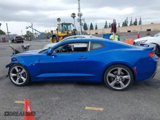 2016 Chevrolet Camaro 1SS with VIN 1G1FE1R71G0169531, listed as a IAAI auction lot 41783227 with 77,580 mi miles. Bid and sale history available at carsss.com. Image 14.