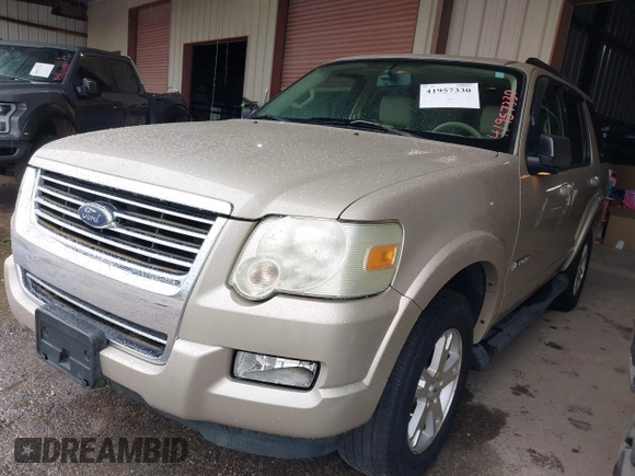 2007 Ford Explorer XLT with VIN 1FMEU63EX7UA78434, listed as a IAAI auction lot 41957330 with 166,909 mi miles. Bid and sale history available at carsss.com. Image 2.