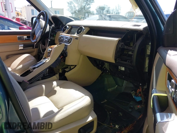 2012 Land Rover LR4 Lux with VIN SALAK2D4XCA623947, listed as a IAAI auction lot 41851487 with Not Provided miles and . Bid and sale history available at DreamBid. Image 5.