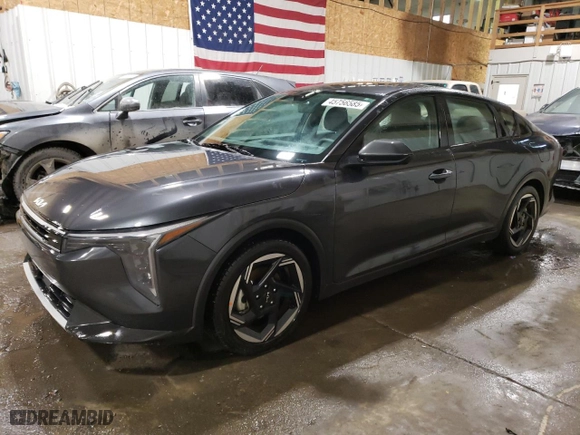2025 Kia K4 EX with VIN 3KPFU4DE2SE029148, listed as a Copart auction lot 45756585 with 1,951 mi miles and Salvage Title. Bid and sale history available at carsss.com. Image 1.
