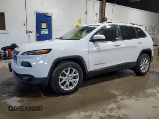 2016 Jeep Cherokee Latitude with VIN 1C4PJMCB3GW157626, listed as a Copart auction lot 50711785 with 133,564 mi miles and Salvage Title. Bid and sale history available at carsss.com. Image 1.