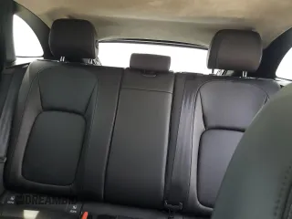2020 Jaguar F-Pace 25t Premium z VIN SADCJ2FX5LA630349, wystawiony jako Copart lot #52167355 z przebiegiem 36 301 mil mil oraz Szkoda całkowita • Salvage title. Historia ofert i sprzedaży dostępna na DreamBid. Obrazek 10.