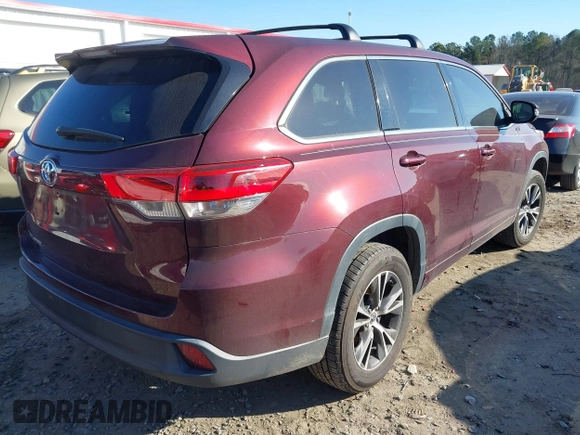 2018 Toyota Highlander LE z VIN 5TDZARFH2JS040424, wystawiony jako IAAI lot #41153516 z przebiegiem 112 246 mil mil oraz . Historia ofert i sprzedaży dostępna na DreamBid. Obrazek 4.