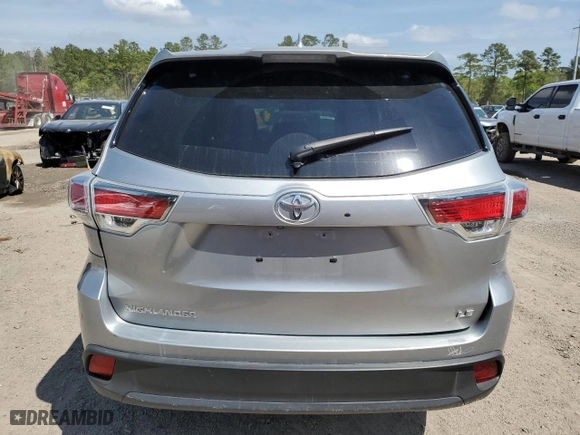 2016 Toyota Highlander LE Plus with VIN 5TDZKRFHXGS123041, listed as a Copart auction lot 50822465 with NaN miles and Salvage Title. Bid and sale history available at carsss.com. Image 6.