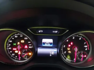 2018 Mercedes-Benz CLA 250 with VIN WDDSJ4EB1JN647458, listed as a IAAI auction lot 42357114 with 86,196 mi miles and . Bid and sale history available at DreamBid. Image 15.