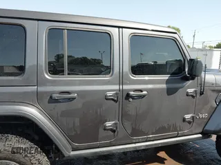 2022 Jeep Wrangler Unlimited Rubicon 392 с VIN 1C4JJXSJ6NW193565, выставлен на аукционе IAAI как лот 42050331 с пробегом 21 382 миль миль и . История ставок и продаж доступна на DreamBid. Изображение 13.
