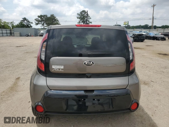2016 Kia Soul + z VIN KNDJP3A53G7407548, wystawiony jako Copart lot #54845975 z przebiegiem 98 335 mil mil oraz Szkoda całkowita • Salvage title. Historia ofert i sprzedaży dostępna na DreamBid. Obrazek 6.