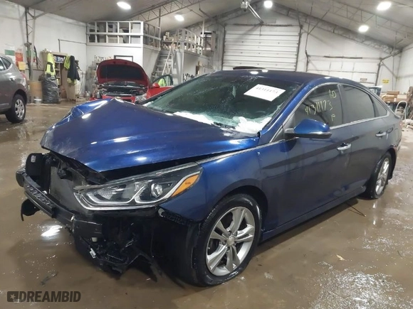 2018 Hyundai Sonata Limited with VIN 5NPE34AFXJH628241, listed as a IAAI auction lot 41311173 with 85,783 mi miles. Bid and sale history available at carsss.com. Image 2.