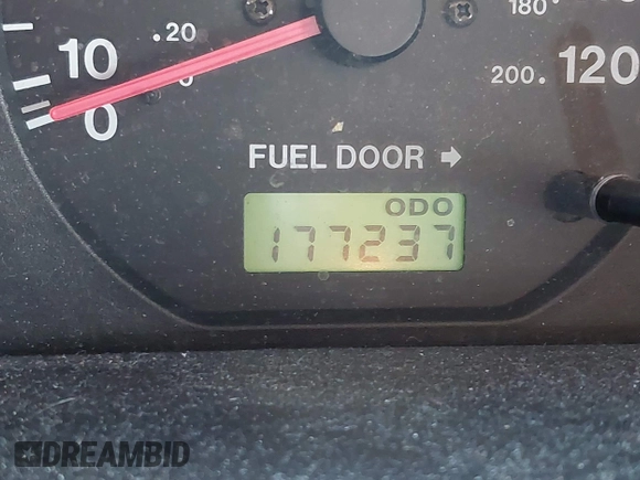 2002 Isuzu Trooper S with VIN JACDJ58X527J09916, listed as a IAAI auction lot 42603637 with 177,237 mi miles and . Bid and sale history available at DreamBid. Image 7.