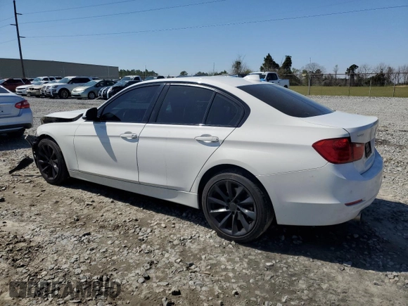 2015 BMW 3 Series 320i xDrive z VIN WBA3C3G51FNT53248, wystawiony jako Copart lot #48796835 z przebiegiem 134 063 mil mil oraz Szkoda całkowita • Salvage title. Historia ofert i sprzedaży dostępna na DreamBid. Obrazek 2.