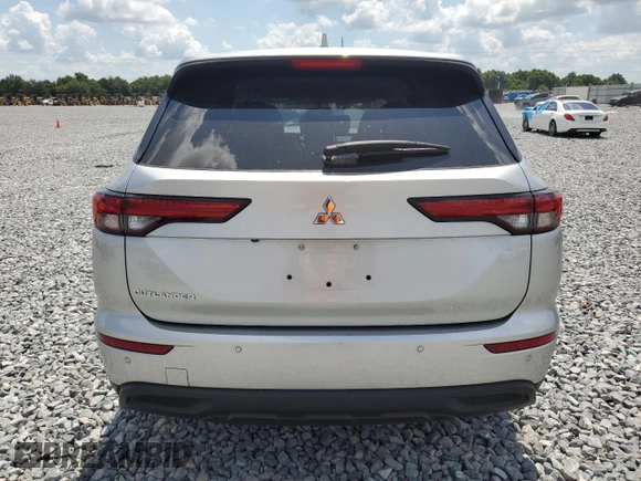 2024 Mitsubishi Outlander ES z VIN JA4J3UA83RZ005171, wystawiony jako Copart lot #57891695 z przebiegiem 14 605 mil mil oraz Nie do naprawy • Non repairable. Historia ofert i sprzedaży dostępna na DreamBid. Obrazek 6.
