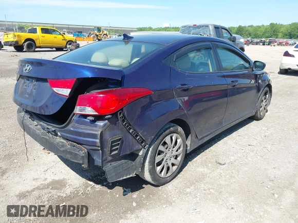 2013 Hyundai Elantra GLS z VIN 5NPDH4AE0DH229430, wystawiony jako IAAI lot #42270443 z przebiegiem 199 322 mil mil oraz . Historia ofert i sprzedaży dostępna na DreamBid. Obrazek 4.