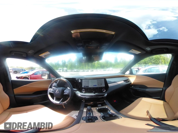 2025 Lexus RX 350 z VIN 2T2BAMCA7SC098174, wystawiony jako IAAI lot #42294965 z przebiegiem 3 845 mil mil oraz . Historia ofert i sprzedaży dostępna na DreamBid. Obrazek 18.