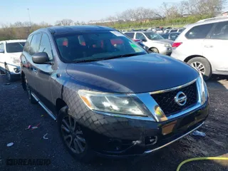 2013 Nissan Pathfinder SL with VIN 5N1AR2MM3DC665977, listed as a IAAI auction lot 41897051 with 242,658 mi miles. Bid and sale history available at carsss.com. Image 1.