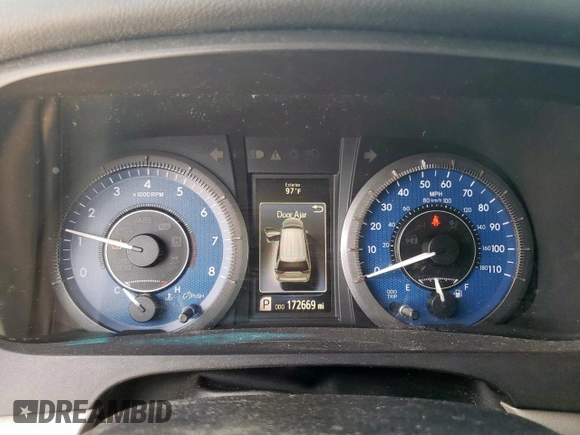 2015 Toyota Sienna XLE with VIN 5TDYK3DC4FS629558, listed as a Copart auction lot 64062045 with 172,669 mi miles and Clean title. Bid and sale history available at DreamBid. Image 9.
