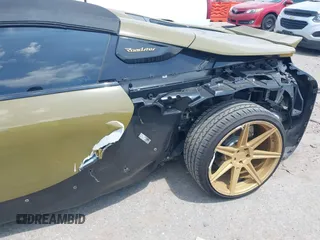 2019 BMW i8 z VIN WBY2Z6C52KVG98174, wystawiony jako IAAI lot #41994979 z przebiegiem 1 187 mil mil oraz . Historia ofert i sprzedaży dostępna na DreamBid. Obrazek 6.
