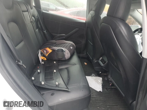 2020 Tesla Model 3 Performance z VIN 5YJ3E1EC9LF784594, wystawiony jako Copart lot #56179955 z przebiegiem 97 419 mil mil oraz Szkoda całkowita • Salvage title. Historia ofert i sprzedaży dostępna na DreamBid. Obrazek 10.