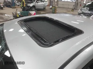 2017 Toyota Prius Two z VIN JTDKARFU1H3037959, wystawiony jako IAAI lot #41509021 z przebiegiem 82 500 mil mil oraz . Historia ofert i sprzedaży dostępna na DreamBid. Obrazek 18.